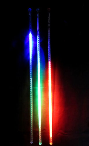 JAN 4950885066409 イルミネーションライト　LEDドロップライト3連　赤・緑・青色/ブラックコード/防雨型/DRL3 コロナ産業株式会社 花・ガーデン・DIY 画像