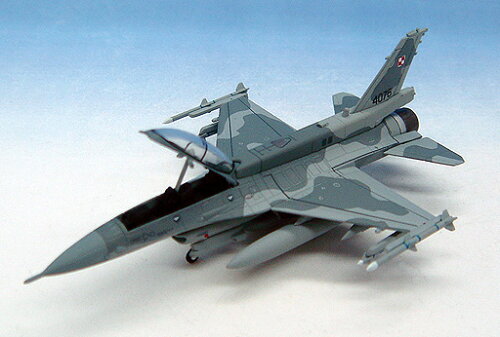 EAN 4013150550499 ヘルパ F-16D ポーランド空軍 ロッキード・マーチン 6.ELT 1/200 550499 ホビー 画像