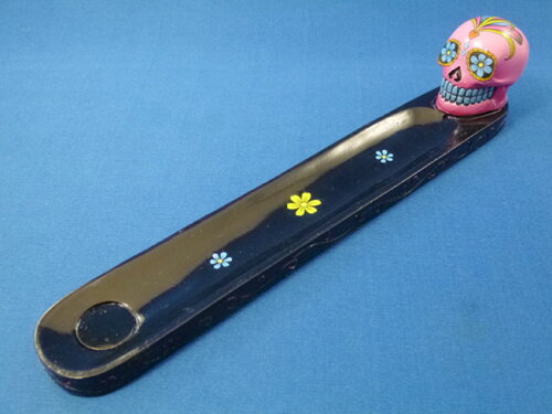 EAN 8900201122551 day of the dead black incense burner pink sugar skull by fantasy 日用品雑貨・文房具・手芸 画像